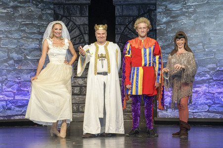 Medienpremiere 'Monty Python’s Spamalot - die Suche nach dem heiligen Gral' in Berlin