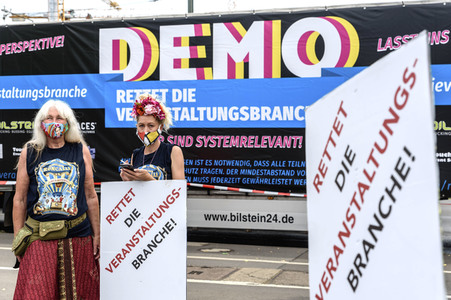 Demonstration 'Rettet die Veranstaltungsbranche' in Berlin