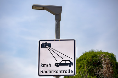 Symbolfoto Geschwindigkeitskontrolle