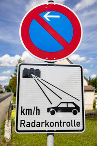 Symbolfoto Geschwindigkeitskontrolle