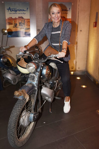 Preview 'Ausgrissn! In der Lederhosn nach Las Vegas' in München