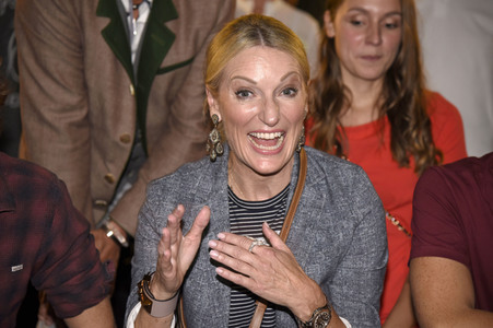 Preview 'Ausgrissn! In der Lederhosn nach Las Vegas' in München