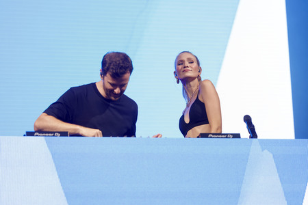 Konzert von Glasperlenspiel in Bonn