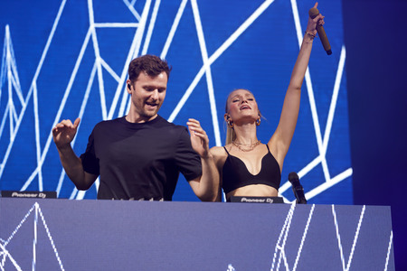 Konzert von Glasperlenspiel in Bonn