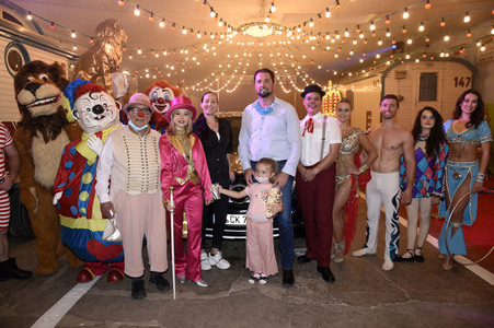 Presse-Premiere 'Clown-Car-Wash' in München