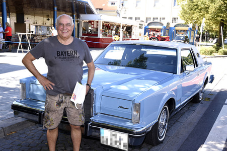 Presse-Premiere 'Clown-Car-Wash' in München