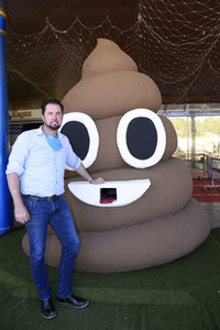 Presse-Premiere 'Clown-Car-Wash' in München