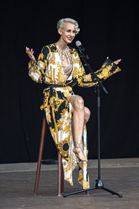 Auftritt von Lisa Eckhart in Dresden