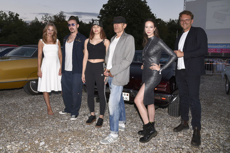 Filmpremiere 'Ein Callgirl für Geister', Filmfest München Pop-Up