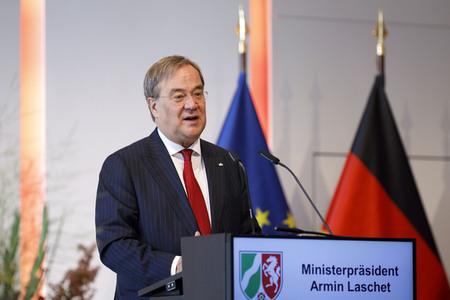 Verleihung des Landesverdienstordens Nordrhein-Westfalen in Köln