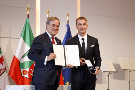 Verleihung des Landesverdienstordens Nordrhein-Westfalen in Köln