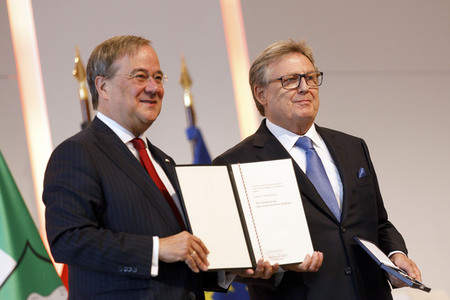 Verleihung des Landesverdienstordens Nordrhein-Westfalen in Köln