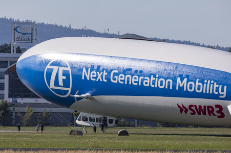 Symbolfoto Zeppelin