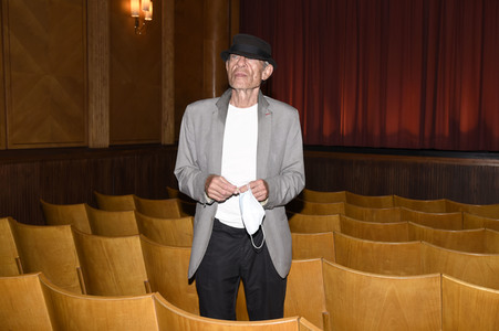 Filmscreening 'Ein Callgirl für Geister' in München