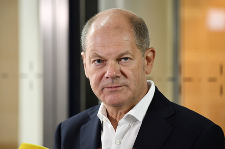 Pressestatement von Olaf Scholz zu Corona-Demonstration in Berlin