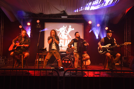 Wirtshaus Open Air in Kalteneck