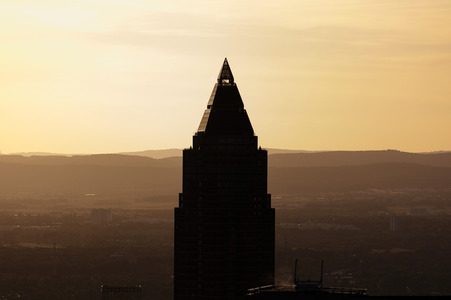 Symbolfoto Messeturm