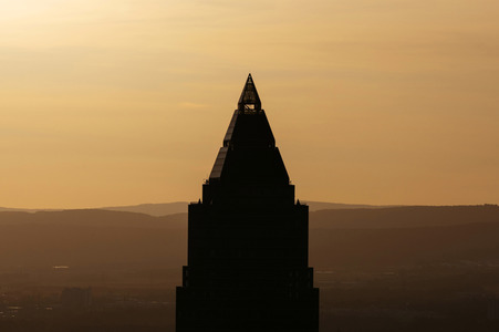 Symbolfoto Messeturm