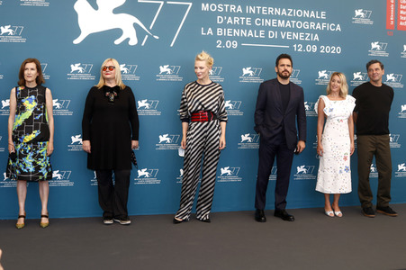 Photocall der Jury, Internationale Filmfestspiele von Venedig 2020