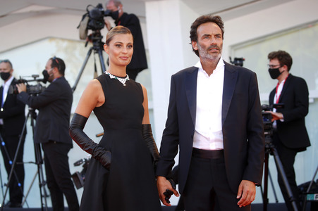 Festival Opening und Filmpremiere 'Lacci', Internationale Filmfestspiele von Venedig 2020