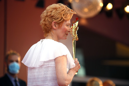 Festival Opening und Filmpremiere 'Lacci', Internationale Filmfestspiele von Venedig 2020