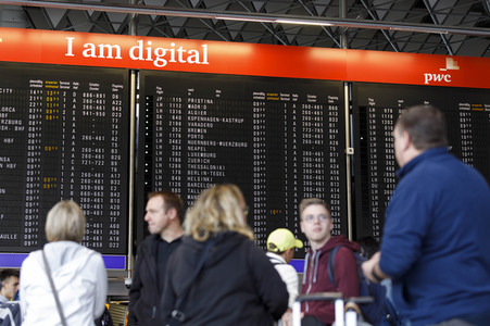 Symbolfoto Reiserückkehrer