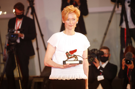 Lifetime Achievement Award für Tilda Swinton, Internationale Filmfestspiele von Venedig 2020