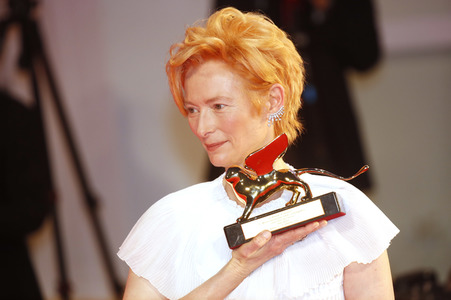 Lifetime Achievement Award für Tilda Swinton, Internationale Filmfestspiele von Venedig 2020