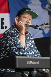 Kundgebung zum Weltfriedenstag in Dresden