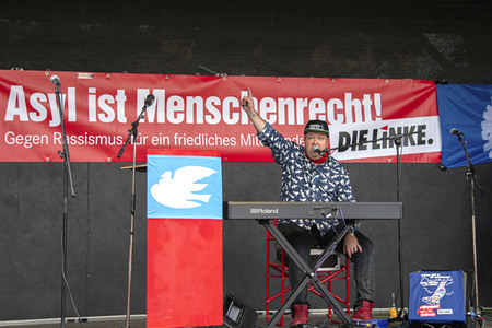 Kundgebung zum Weltfriedenstag in Dresden