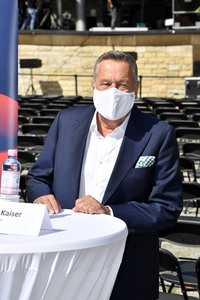 Pressekonferenz 'Back to Live' in Berlin