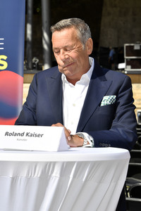 Pressekonferenz 'Back to Live' in Berlin