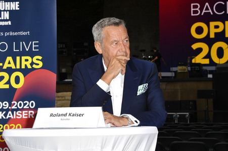 Pressekonferenz 'Back to Live' in Berlin