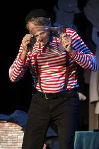 Musikalische Lesung 'Gartengeflüster - Text miez Musik' in Dresden