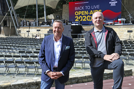 Pressekonferenz 'Back to Live' in Berlin