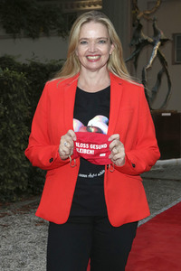 Theaterpremiere 'Gottes Lebenslauf' in Berlin