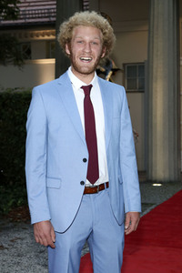 Theaterpremiere 'Gottes Lebenslauf' in Berlin