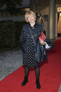 Theaterpremiere 'Gottes Lebenslauf' in Berlin