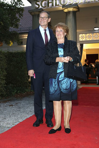 Theaterpremiere 'Gottes Lebenslauf' in Berlin