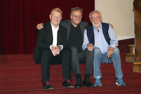 Theaterpremiere 'Gottes Lebenslauf' in Berlin