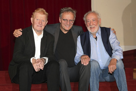 Theaterpremiere 'Gottes Lebenslauf' in Berlin