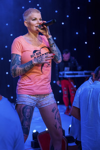 Privatparty Melanie Müller & Zora Schwarz  in Dresden