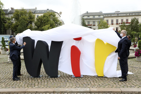 Eröffnung 'Einheits-Expo' in Potsdam