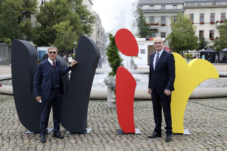 Eröffnung 'Einheits-Expo' in Potsdam
