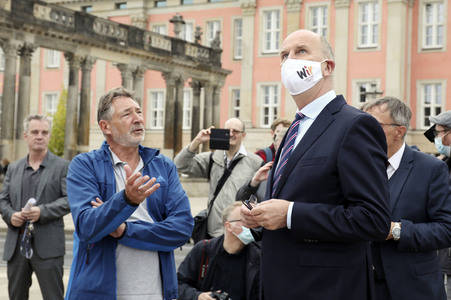 Eröffnung 'Einheits-Expo' in Potsdam
