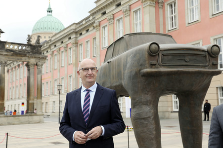 Eröffnung 'Einheits-Expo' in Potsdam