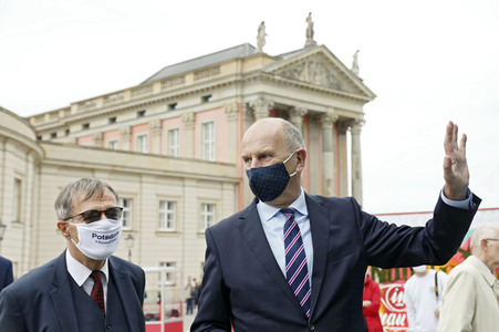 Eröffnung 'Einheits-Expo' in Potsdam