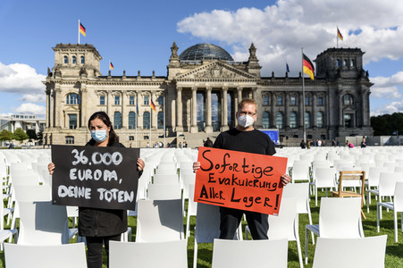 Demonstration 'Wir haben Platz' für die Aufnahme von Flüchtlingen in Berlin