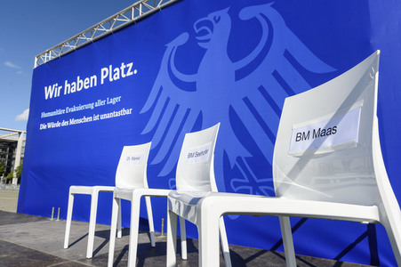 Demonstration 'Wir haben Platz' für die Aufnahme von Flüchtlingen in Berlin