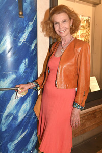 Theaterpremiere 'Halbe Wahrheiten' in München